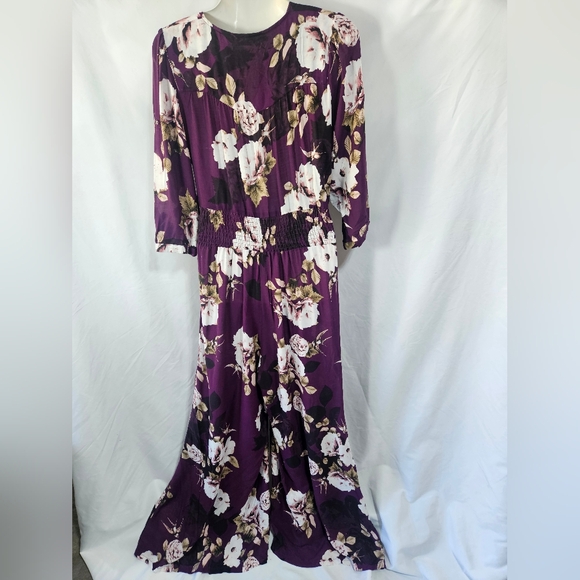 Jaase Floral Wide Leg Jumpsuit Size L Plum Purple Boho Smocked Waist Rayon - Picture 5 of 11